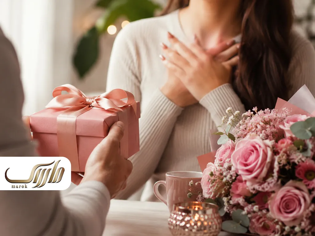 خرید بهترین هدیه روز زن برای همسر؛ ۲۰ پیشنهاد خاص و جذاب برای کادو روز زن