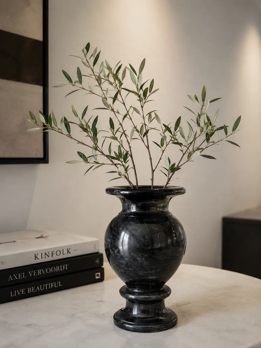 گلدان سنگ مرمر مشکی کلاسیک ماروک
