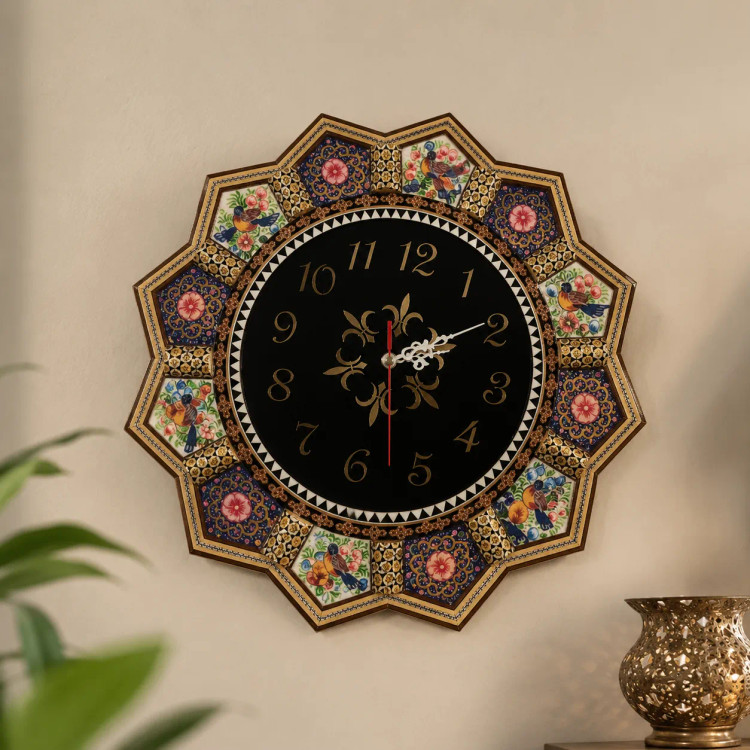 ساعت دیواری خاتمکاری و تذهیب طرح ستاره ماروک